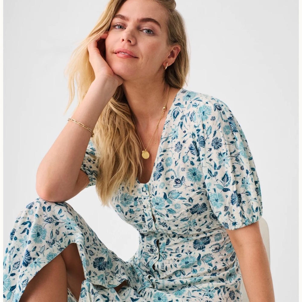 Faherty Sorrento Dress in blue dreamer floral size S